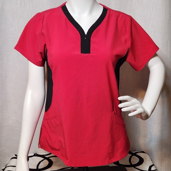Revel Scrubs Top Premium Stretch Red Medium Valentine's Day - Picture 1 of 8